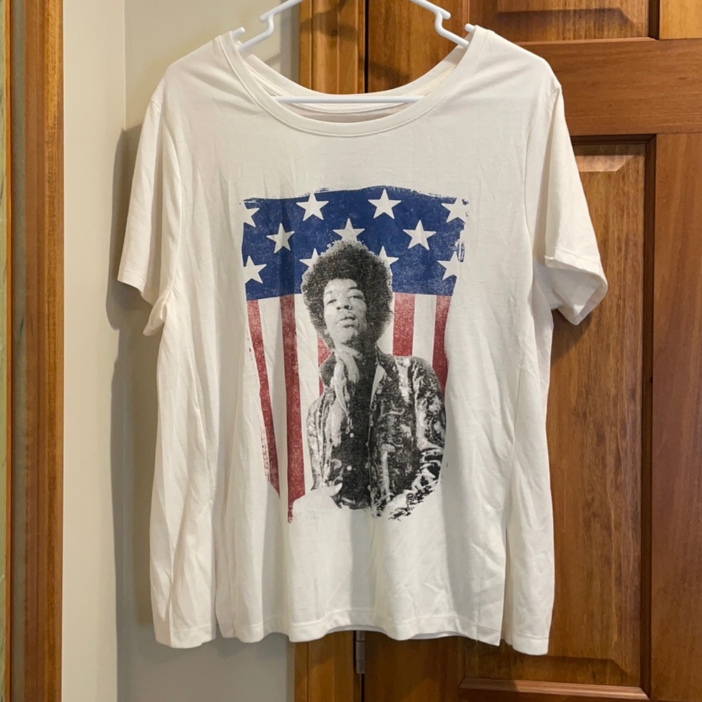 Jimi Hendrix T shirt size medium